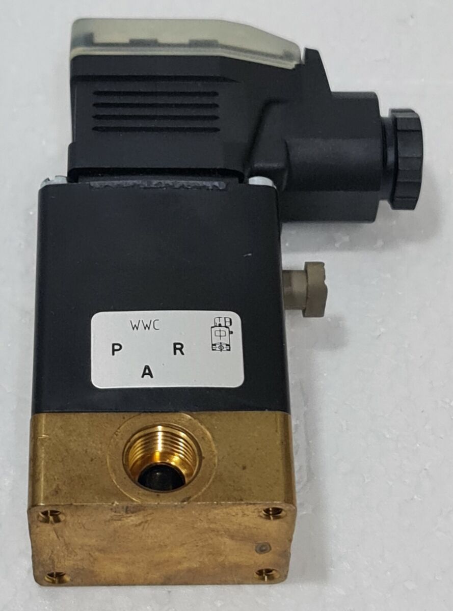 00134993 Burkert Solenoid Valve | Burkert Main image