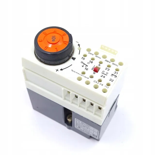 111 Relay-Telemecanique CA2-FT | Telemecanique Main image