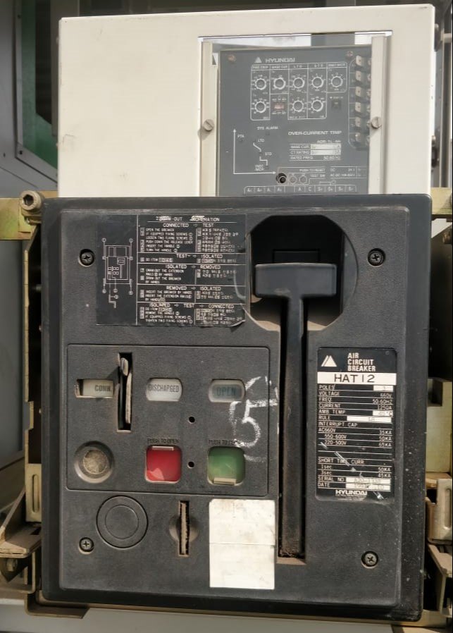 3 Pole Air Circuit Breaker Hyundai Hat 12 | Hyundai
