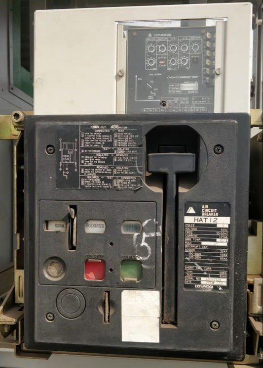 3 Pole Air Circuit Breaker Hyundai Hat 12 | Hyundai
