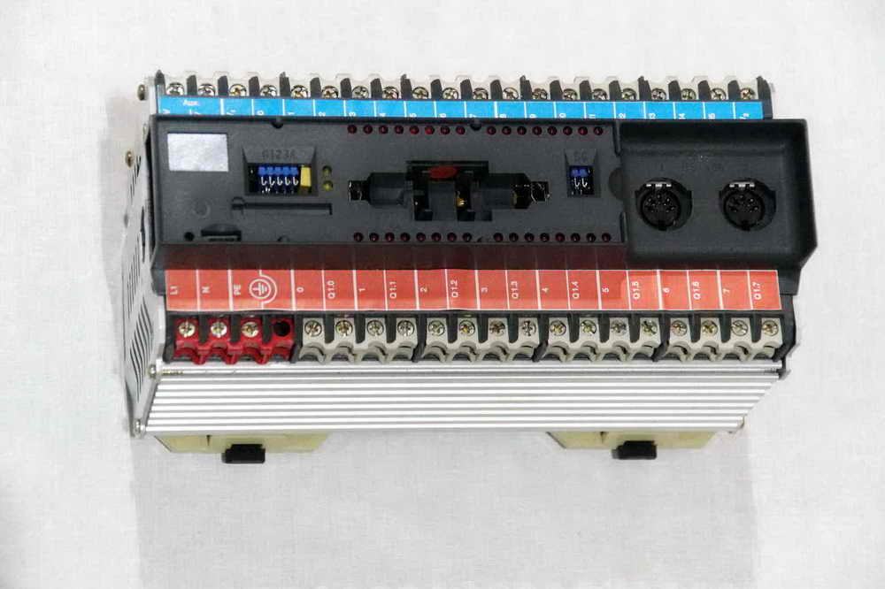 KLOCKNER MOELLER PROGRAMMABLE LOGIC CONTROLLER PS3-AC-EE AG219 | KLOCKNER - Ram Automations