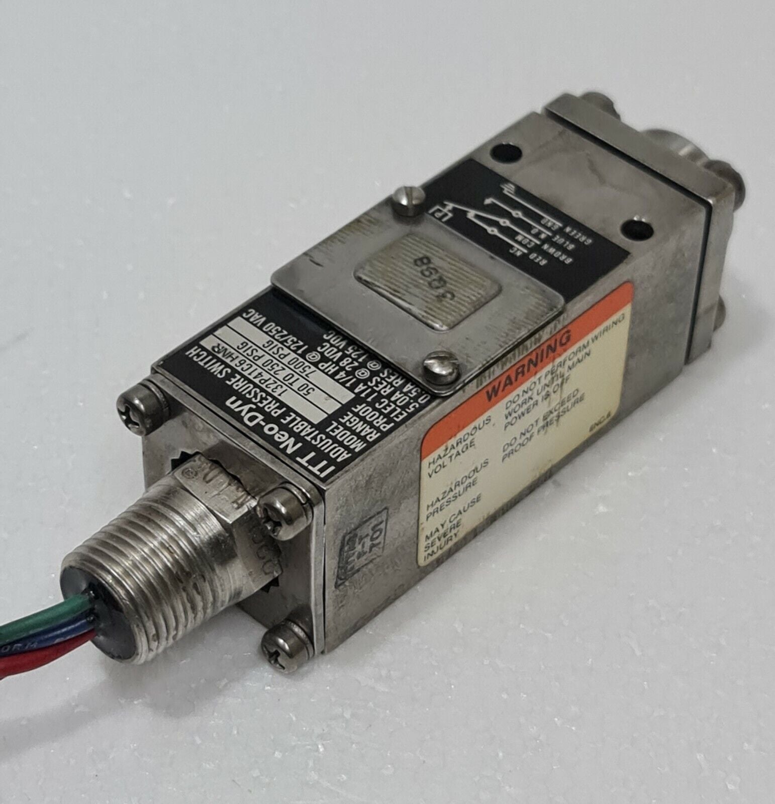 Adjustable Pressure Switch 132P41C6 | Itt Neo-dyn