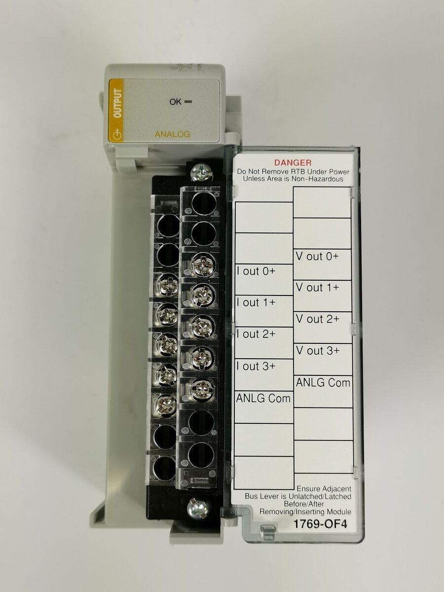 Analog Output Module with I/O Base-IC670ALG320A | IC670CHS002E