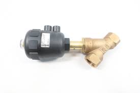 Angle Seat Valve 2000 A 54 Ptfe Bz 22Way | Burkert Main image