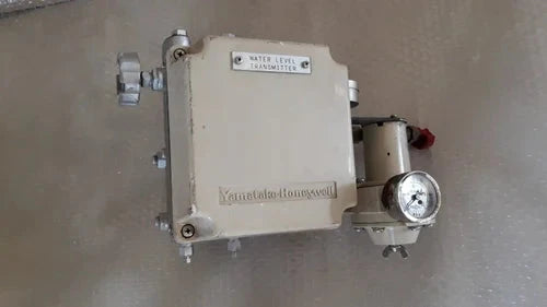 AZBIL KDP22Y-1122A1-67: Precision Water Level Transmitter Main image