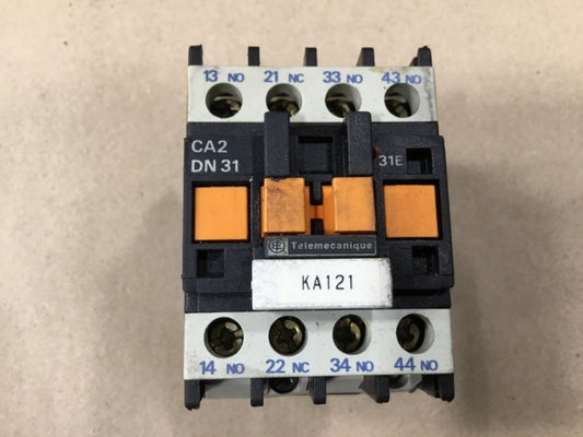 Control Relay Telemecanique Ca2 DN 31 110V 50 60Hz