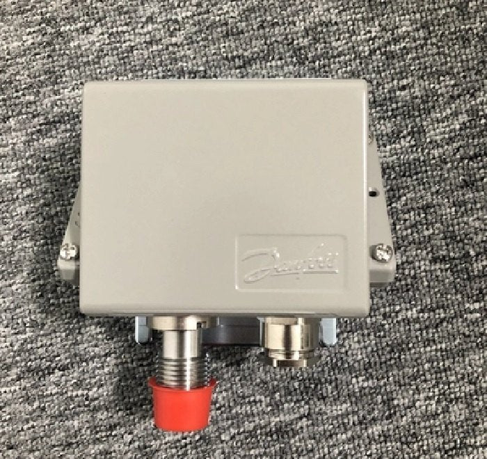 DANFOSS EMP2: Dependable Pressure Monitoring Main image