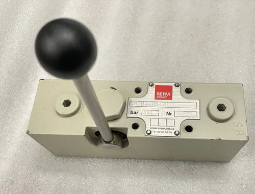 Directional Control Valve 1STB44110J7D | Macgregor Main image