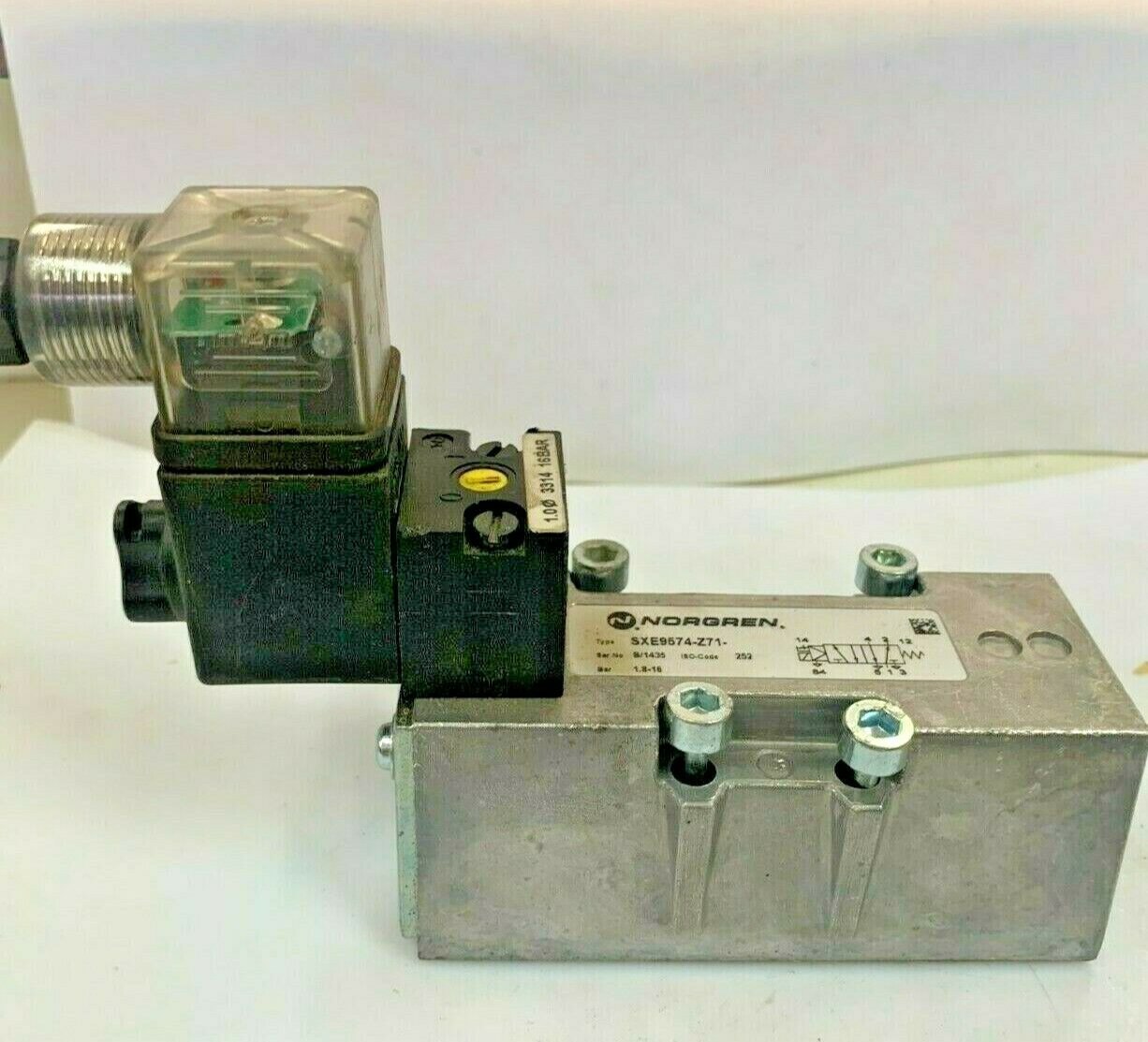 High Performance Norgren Solenoid Valve SXE9574-Z71 H374 Main image