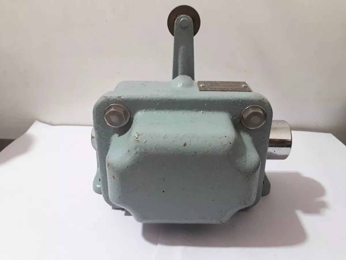 High-Quality NAKAMURA DMR-BWB1-01 Limit Switch for Reliable Performance