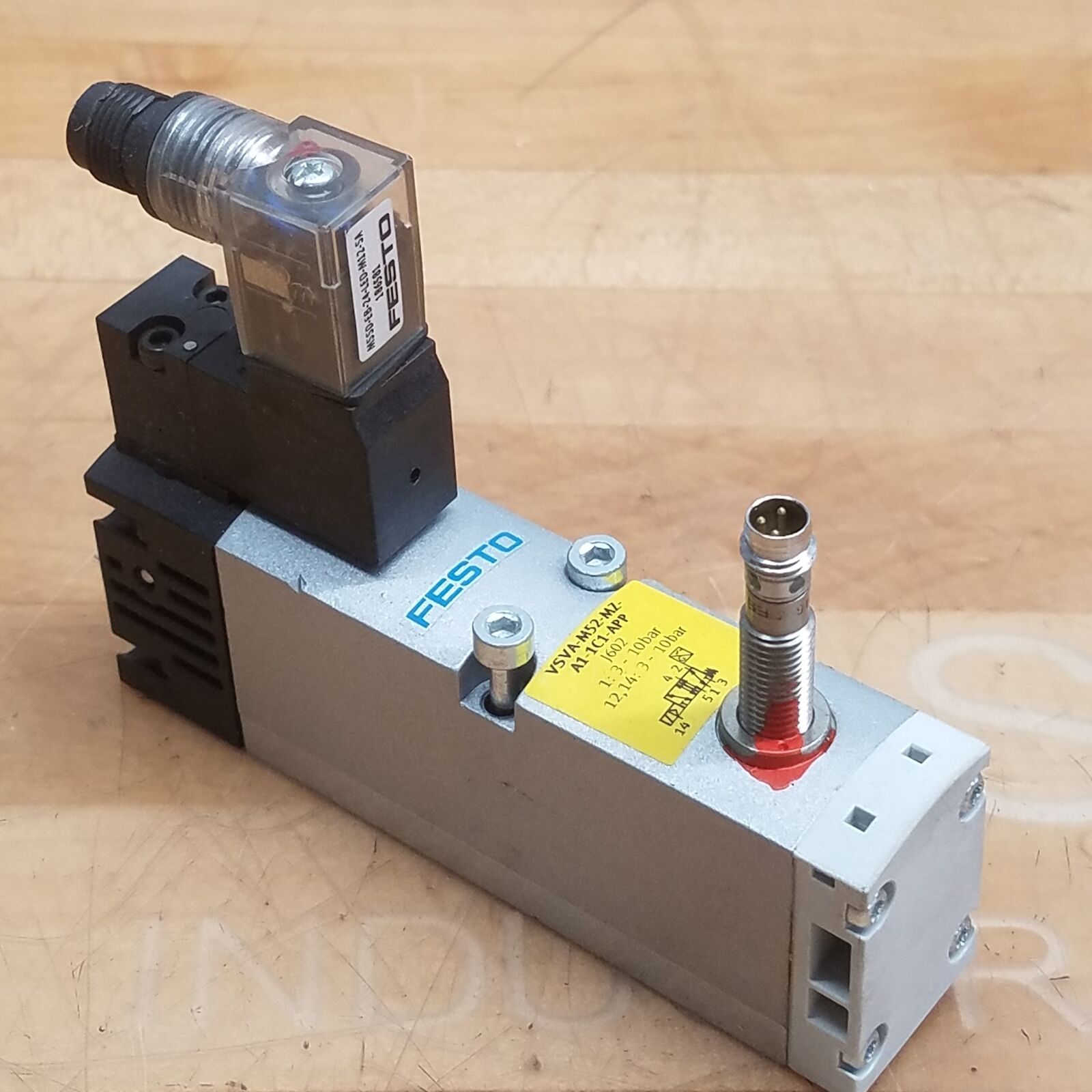 KANEKO MB15G-8-A3P Compact Air Solenoid Valve Main image