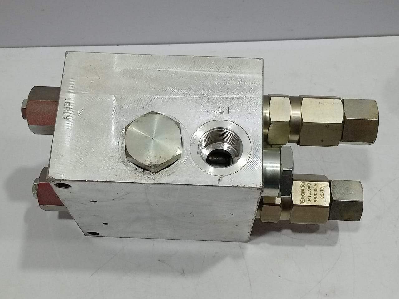 Oil Control Valve Block | 05714710043500A Main image