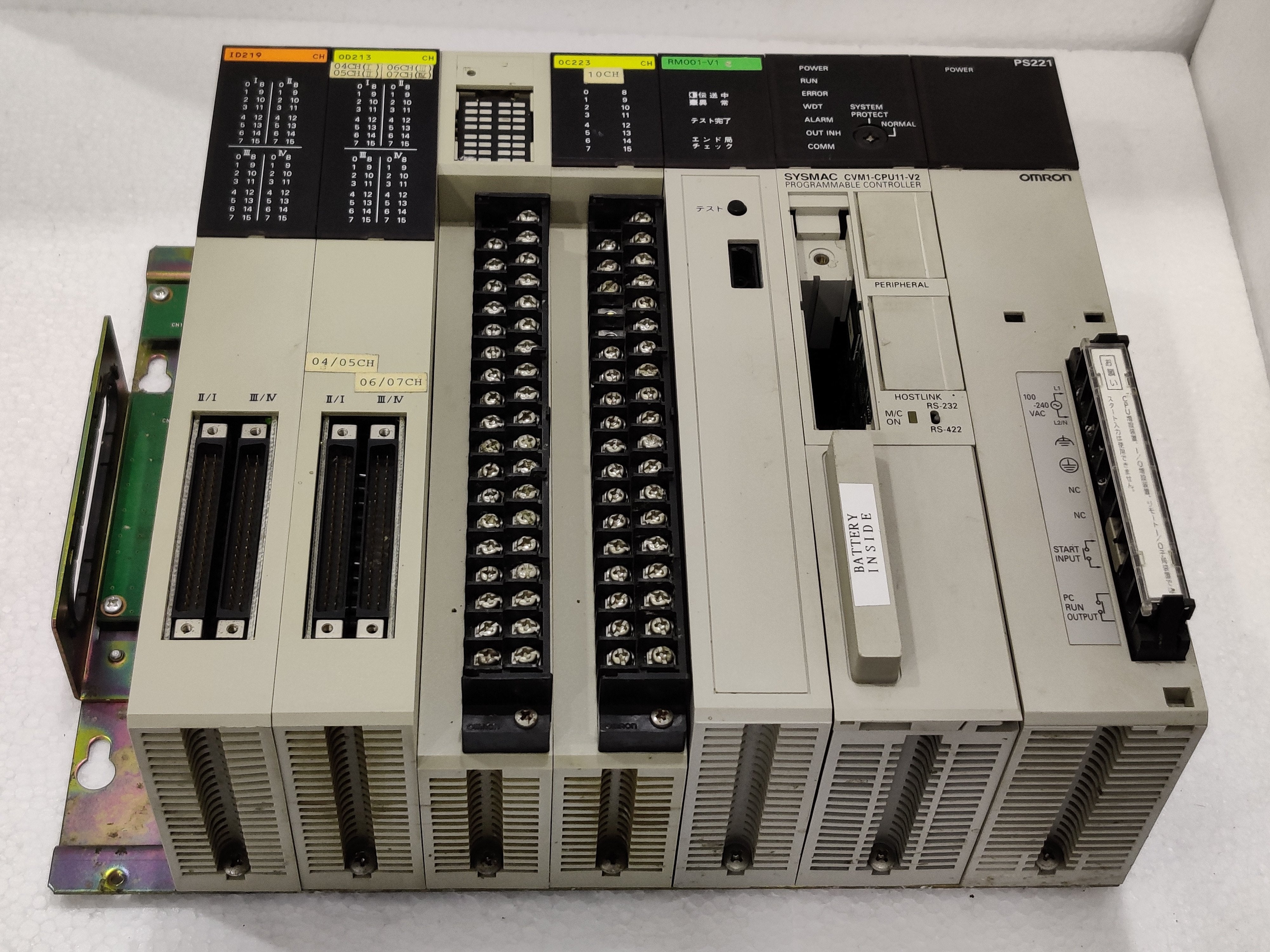 OMRON SYSMAC CVM1-CPU01-V2 Programmable Controller for Efficient Automation Main image