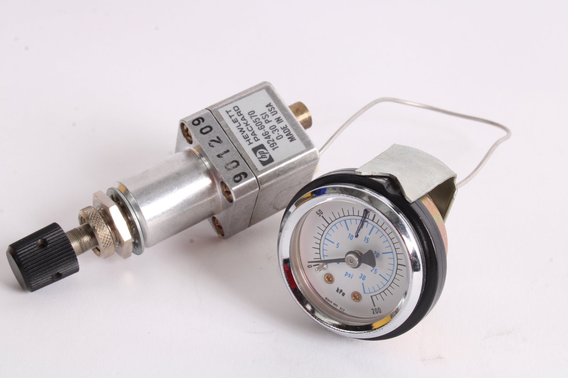 Pressure Gauge Gx 2001 0 1000 Psi | Wika Main image
