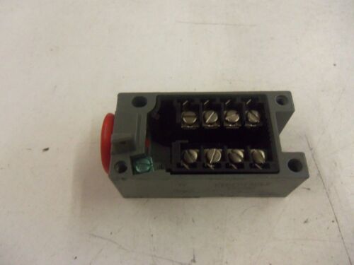 Push Button Switch 3A-754 Cutler-hammer Main image
