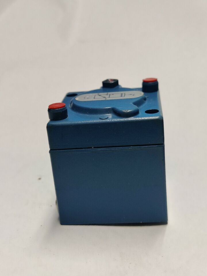 Rexroth 07W32 Valve - Precision Industrial Automation Main image