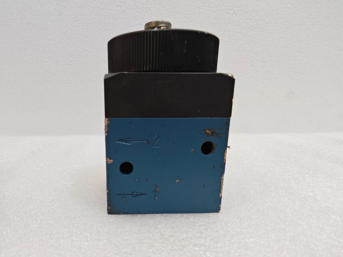 Rexroth 3630109000 Pneumatic Control Valve for Efficient Operations Main image