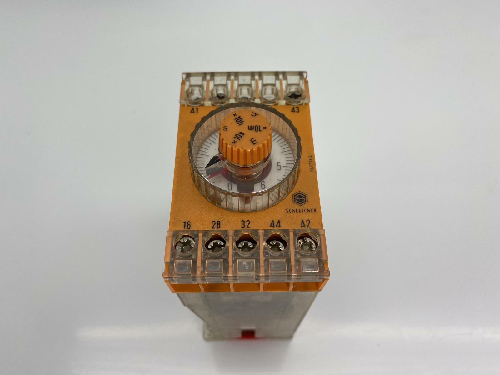 SCHLEICHER TIME DELAY RELAY 0.3s-60h SZA 54-2S AG306 | SCHLEICHER