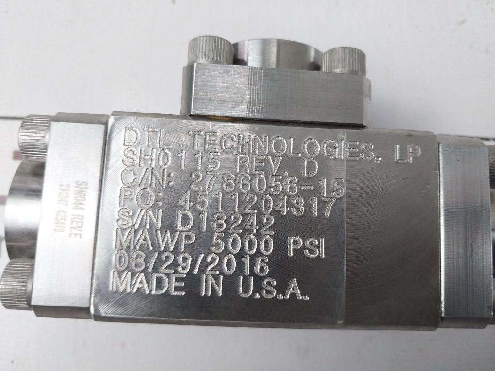 Shuttle Valve Dtl 2786056 07 | Dtl