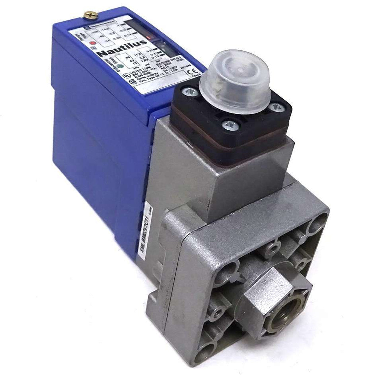 Telemecanique Nautilus 4X 12 XMLB500D2C11 Pressure Switch H65 - High Quality Industrial Equipment
