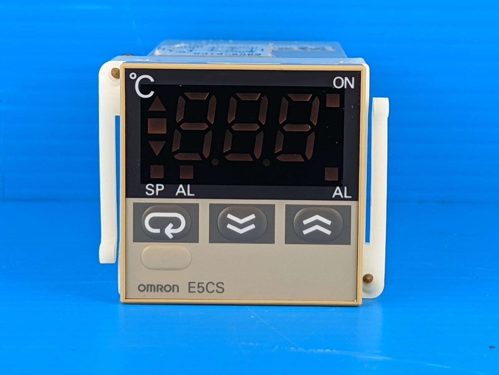 Temperature Controller Omron E5Cs R1PX | Omron Main image