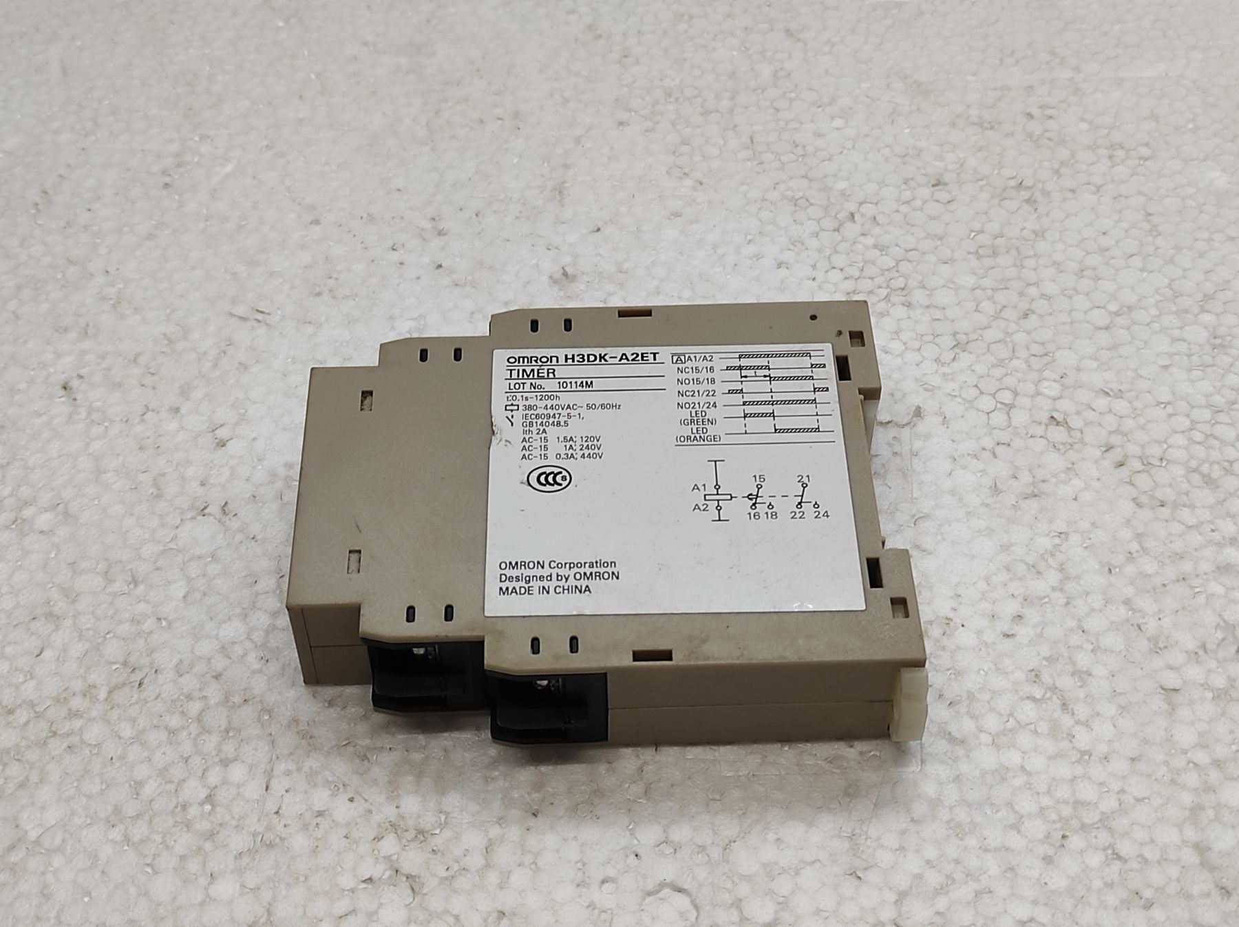 Timer Omron H3DK A2ET 380 to 440VAC 50 60Hz | Omron