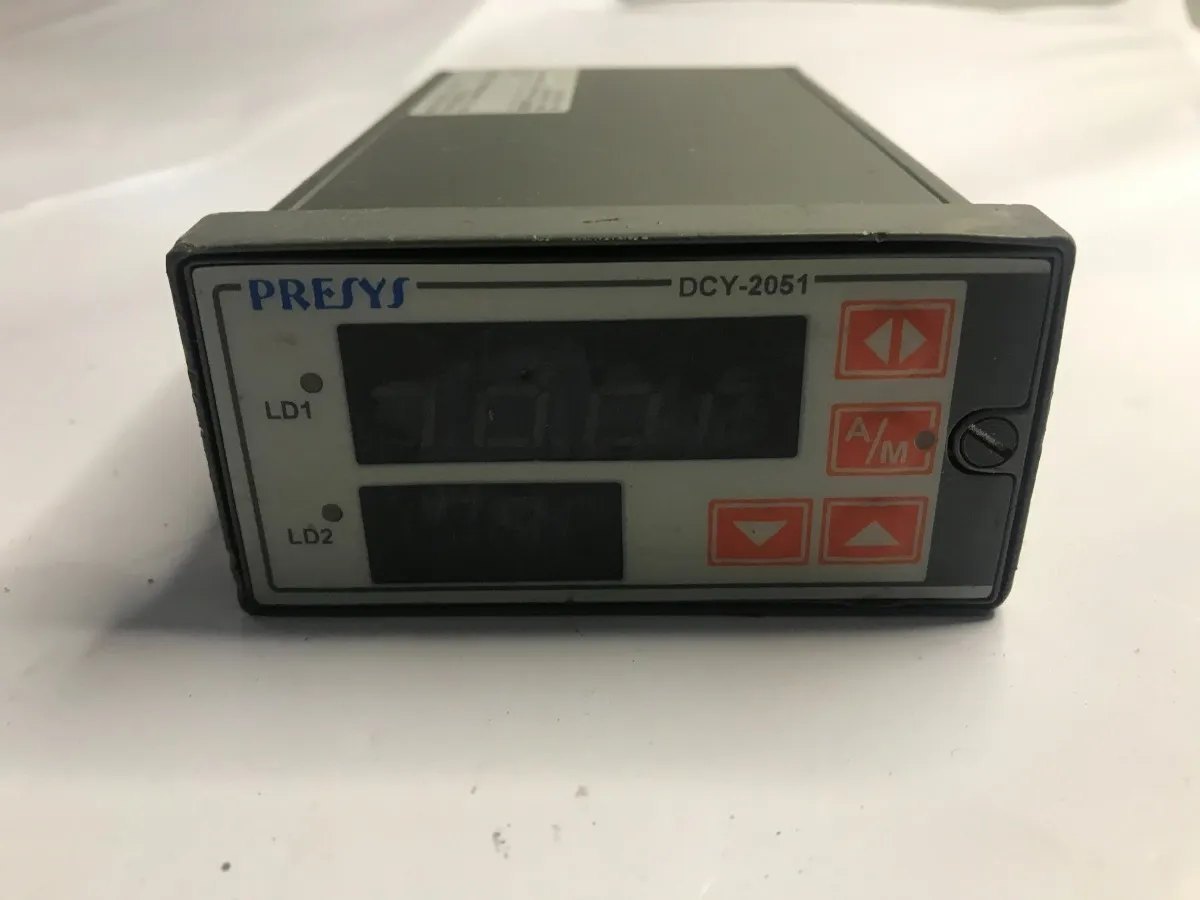 Universal Process Controllers Light Dcy-2051 90-240Vac | Presys Main image