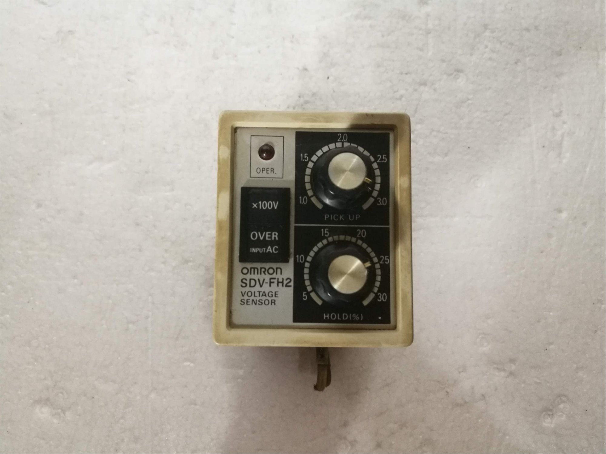 Voltage Sensor 2A Omron SDV-FH2 | Omron